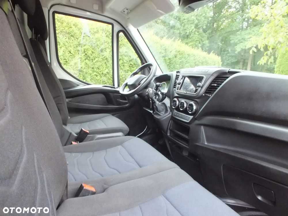 Iveco Daily - 25