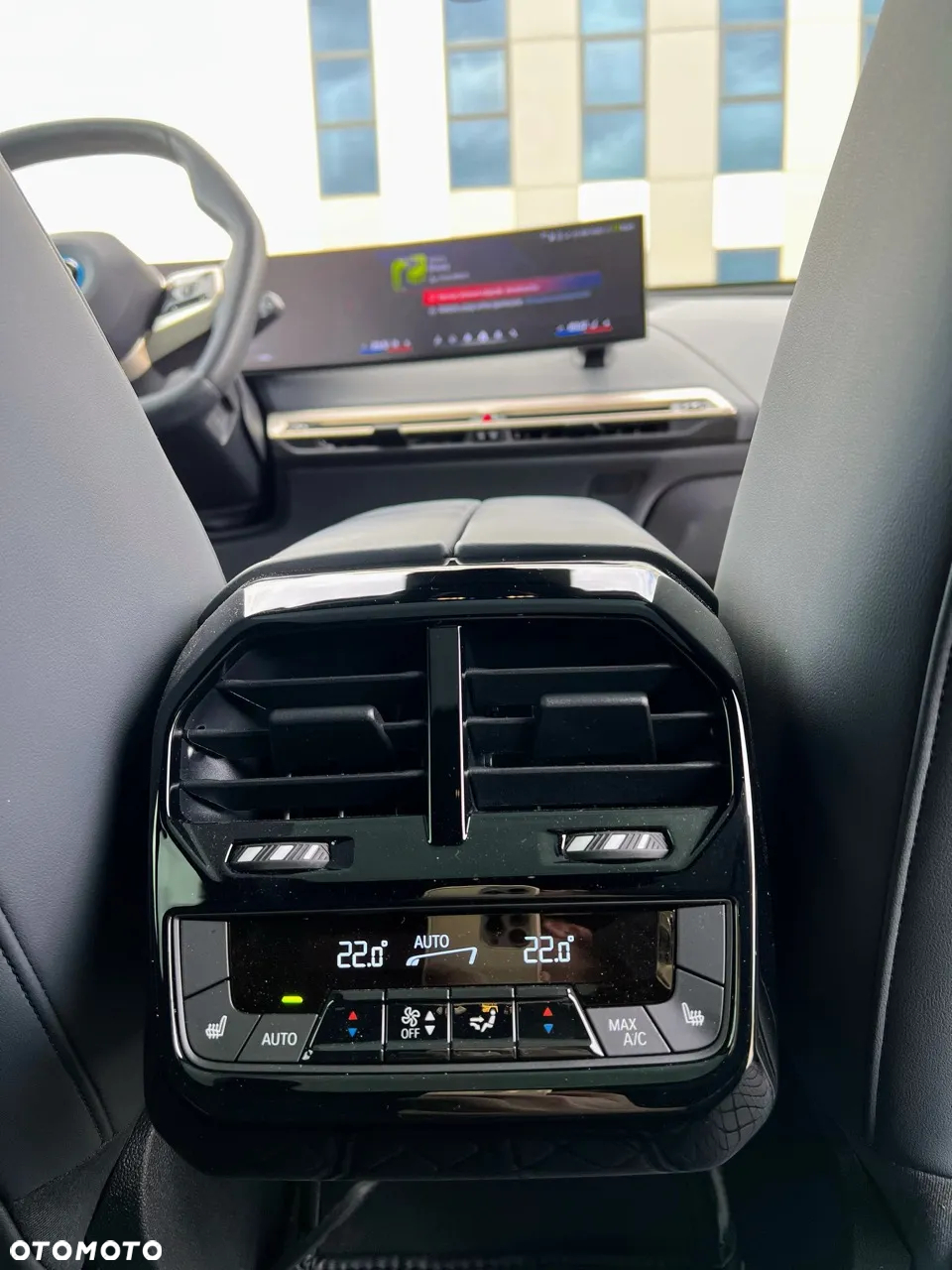 BMW iX - 7
