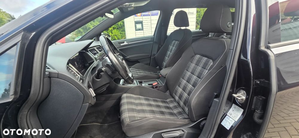 Volkswagen Golf GTD (BlueMotion Technology) DSG - 32