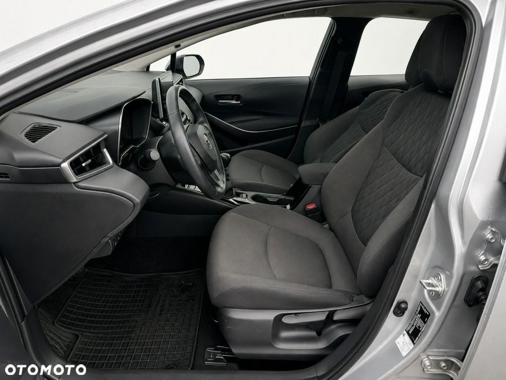 Toyota Corolla - 8