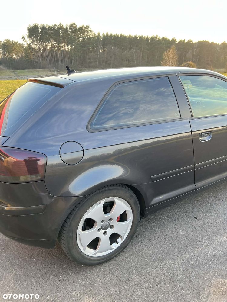 Audi A3 3-drzwiowe 1.6 Ambiente - 6