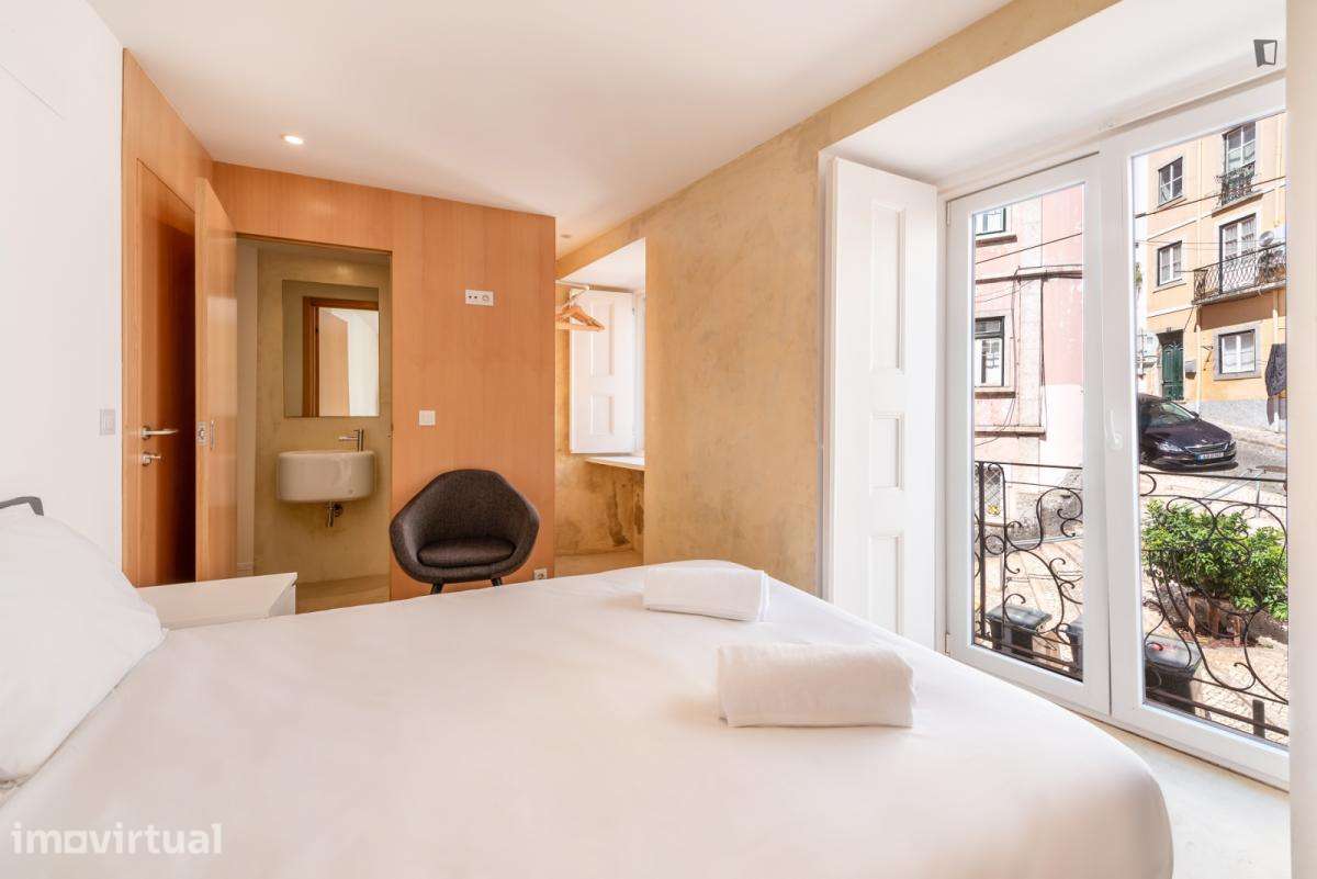Quarto - localizado em São Bento Lisbon - Grande imagem: 3/12