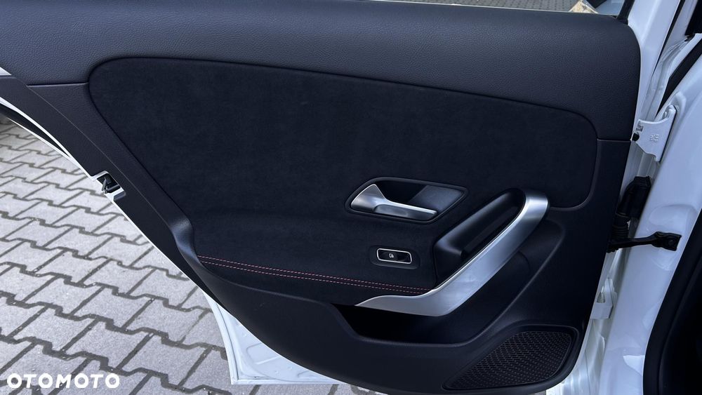 Mercedes-Benz Klasa A - 25