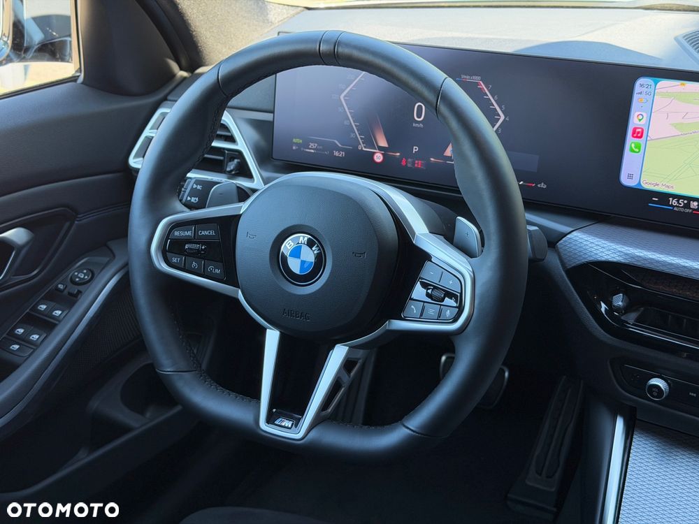 BMW Seria 3 330i xDrive M Sport sport - 22