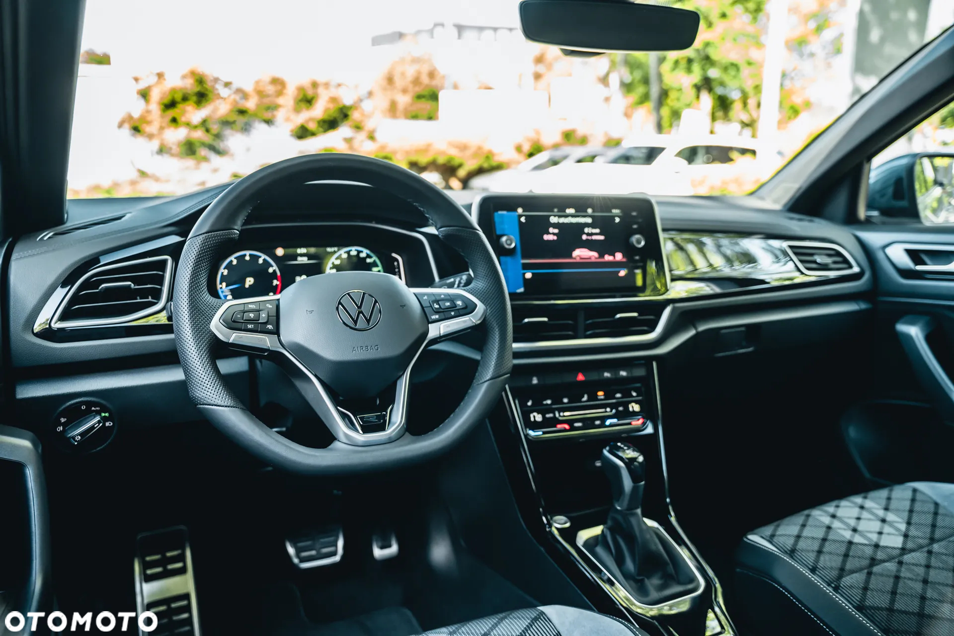 Volkswagen T-Roc 1.5 TSI R-Line Plus DSG - 26