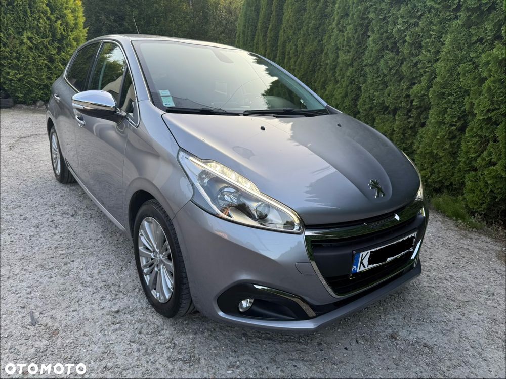 Peugeot 208 PureTech 110 Stop & Start EAT6 Allure - 8