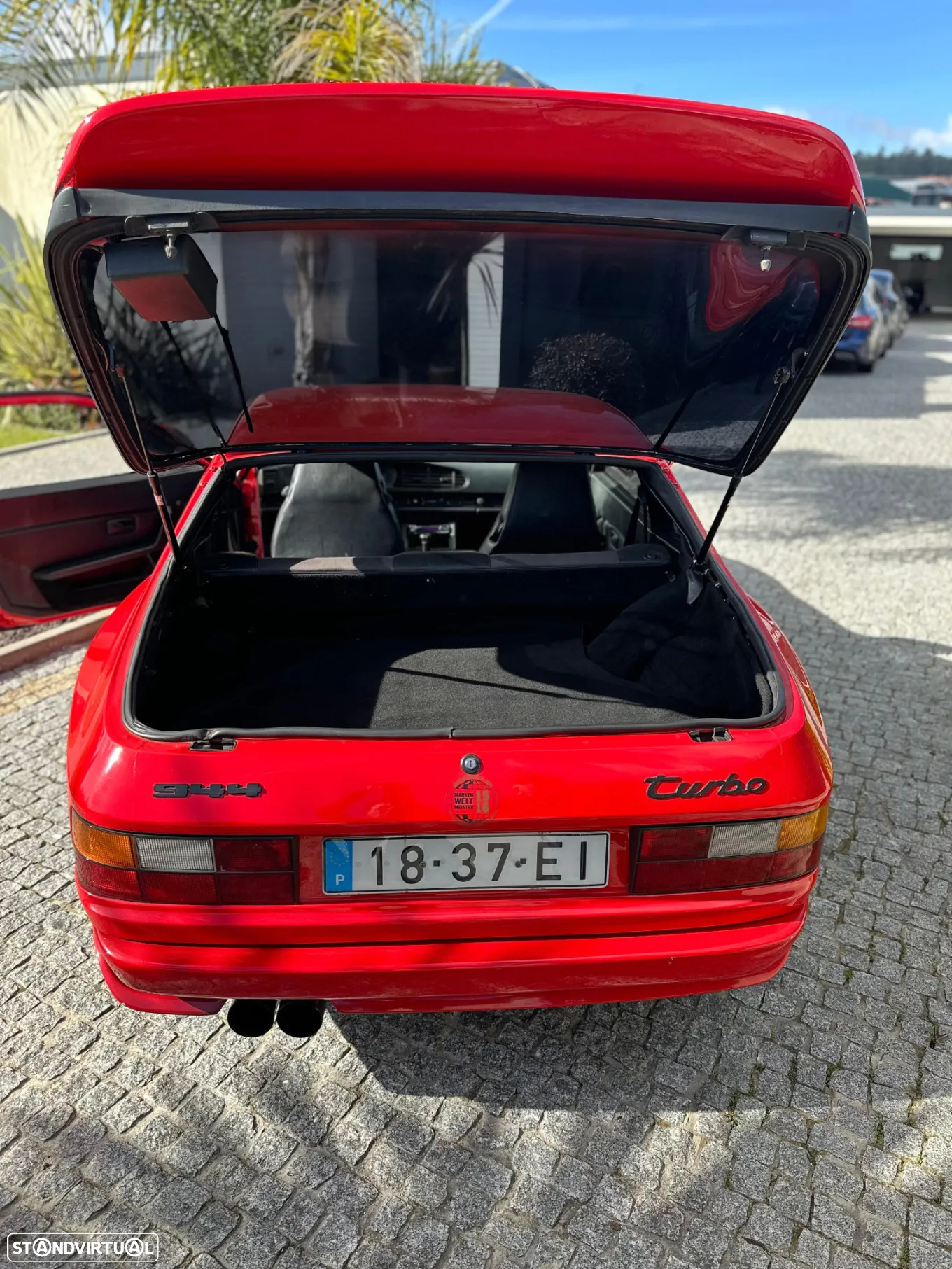 Porsche 944 Turbo - 7