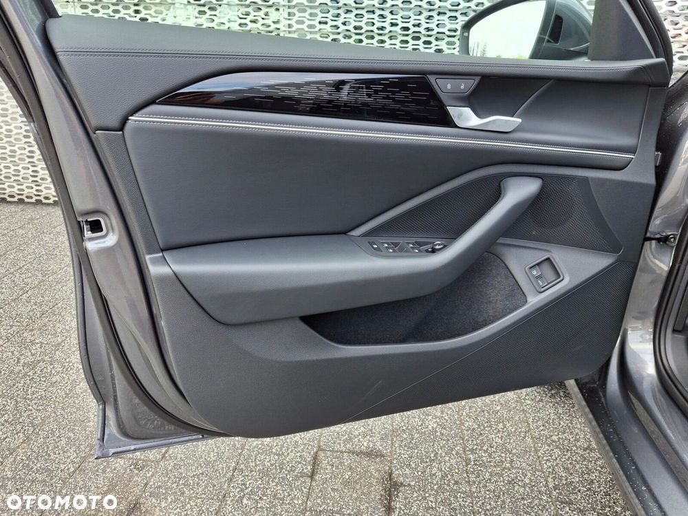 Volkswagen Passat - 10
