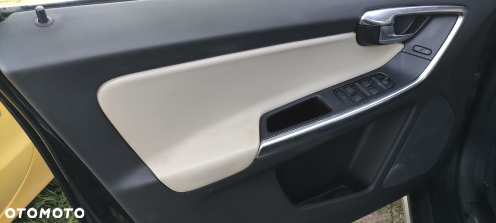 XC 60 3.0 R-line wszystkie części potrzebujesz czegoś dzwoń 2013rok - 10