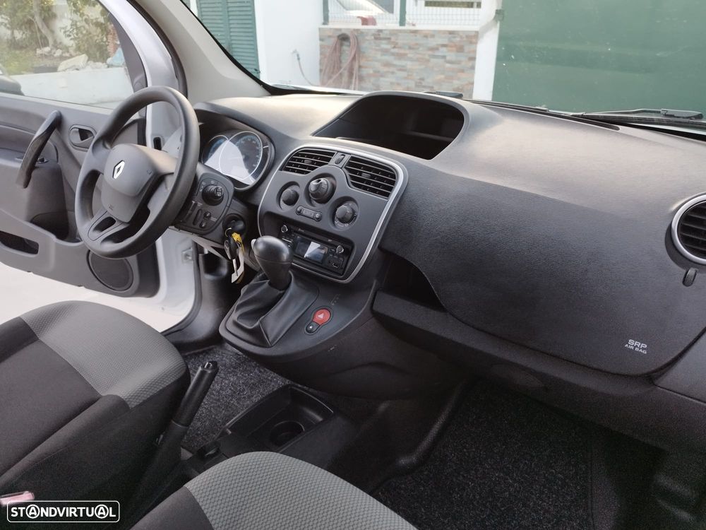 Renault kangoo ZE 33 Maxi Longa - 21