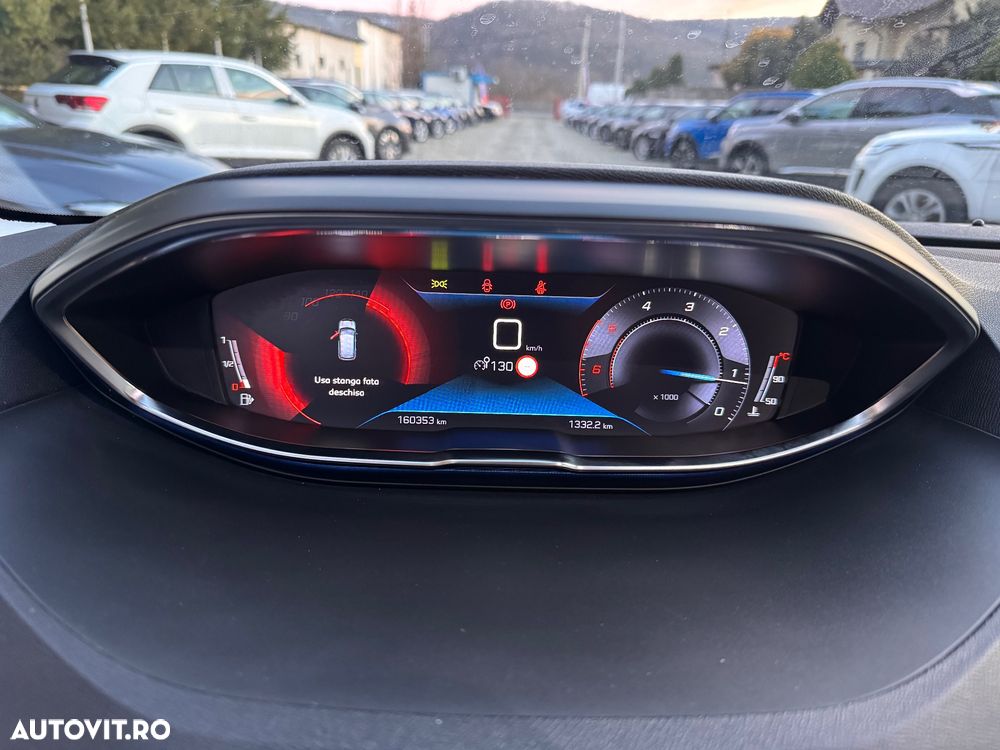 Peugeot 3008 1.5 BlueHDI S&S GT-Line - 25