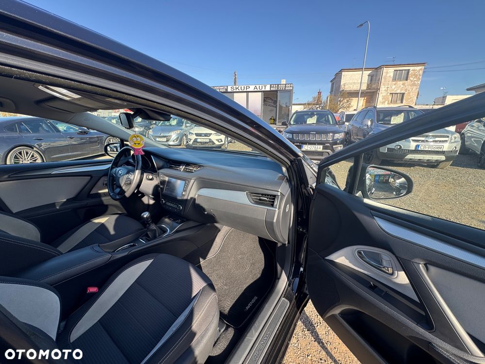 Toyota Avensis 2.0 D-4D Active Business - 25