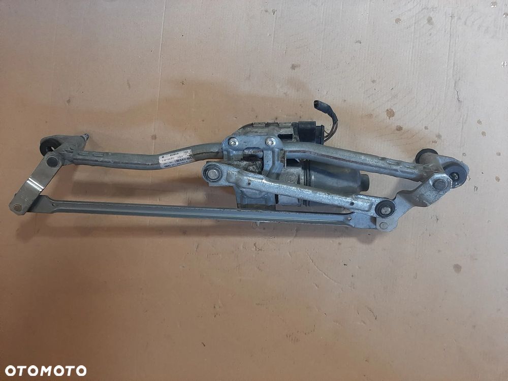 Mechanizm wycieraczek przód AUDI  8P1955023E - 1