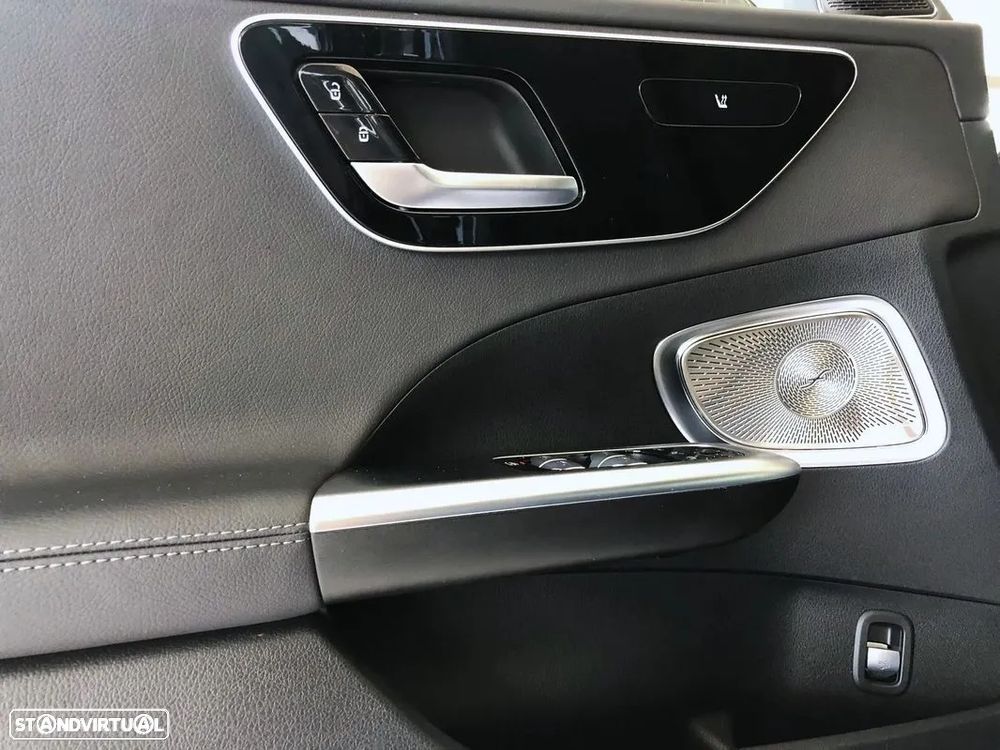 Mercedes-Benz C 300 de AMG Line - 8