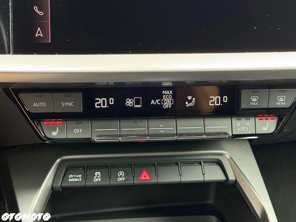 Audi A3 Sportback 35 TFSI S tronic S line - 32