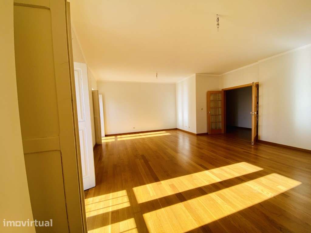 Excelente apartamento no centro histórico com elevador - Grande imagem: 3/52