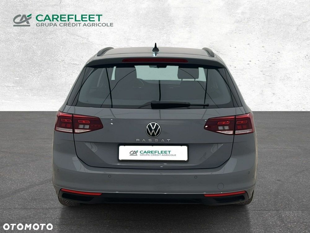 Volkswagen Passat - 7