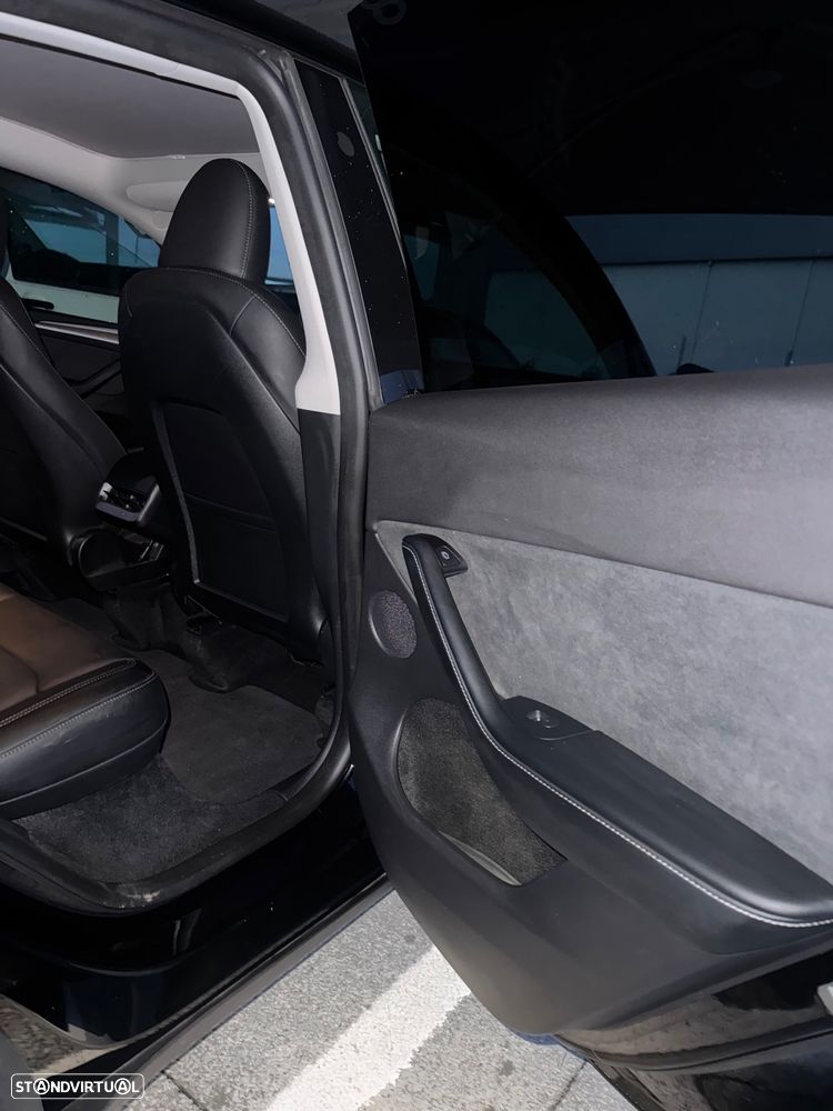 Tesla Model Y Standard - 20