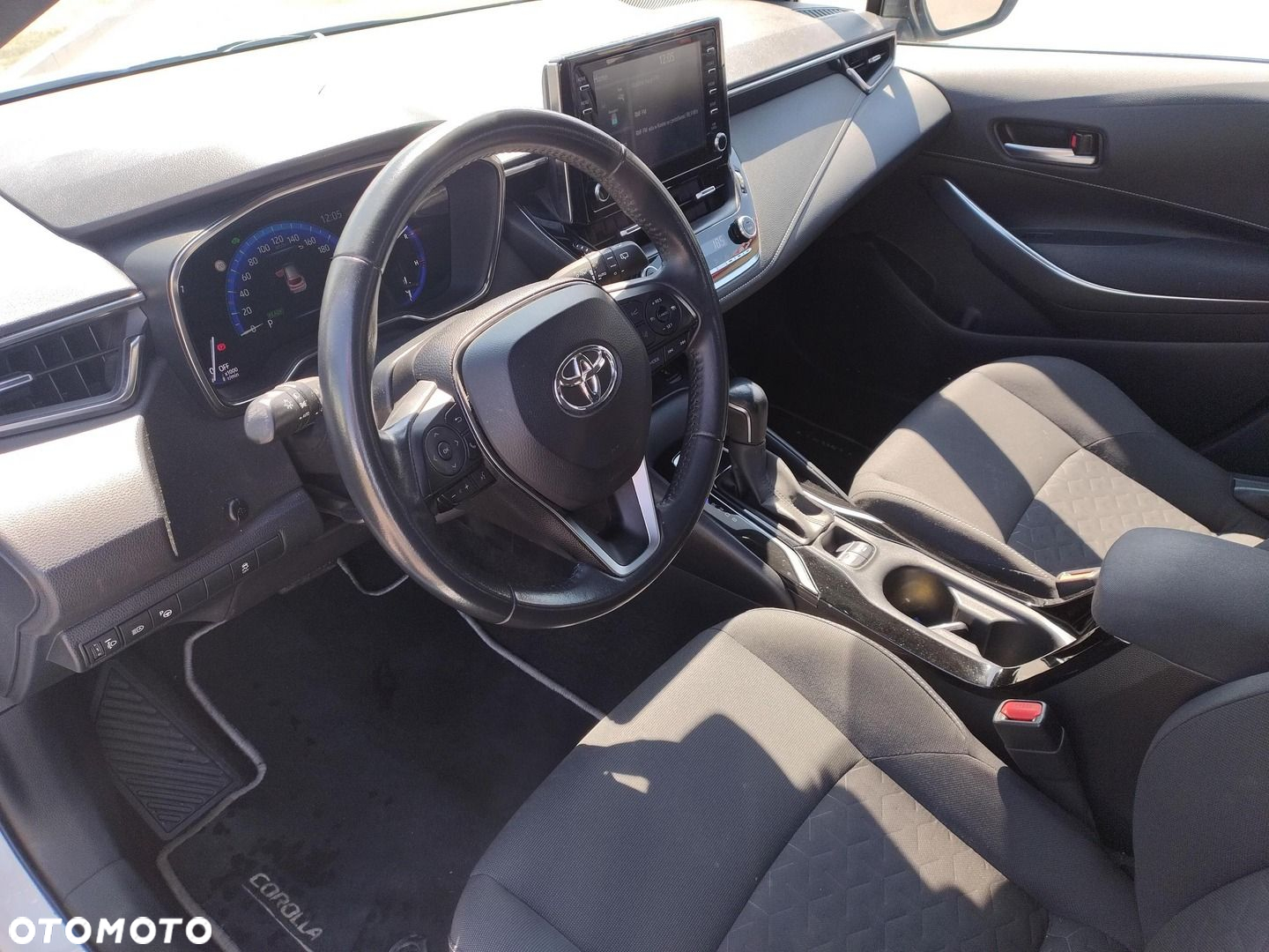 Toyota Corolla - 16