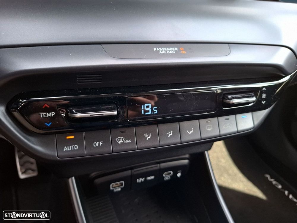 Hyundai Bayon 1.0 T-GDI Premium - 18