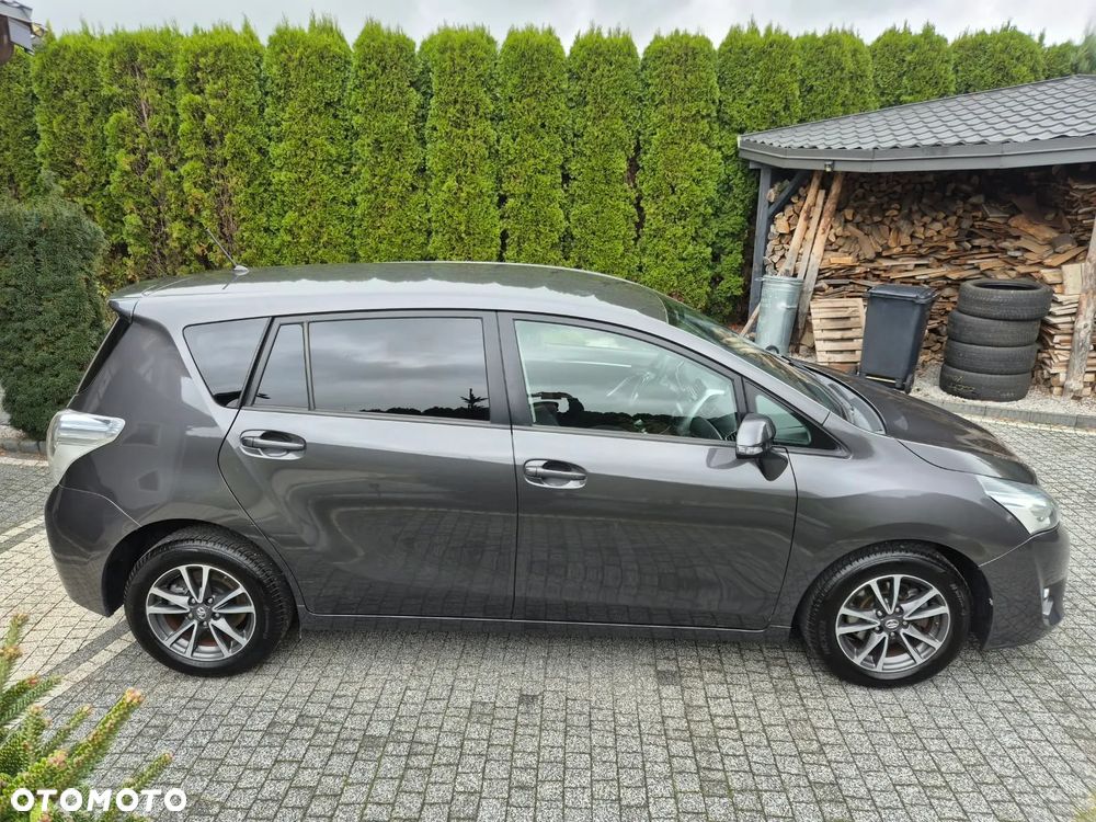 Toyota Verso 1.6 D-4D Premium 7os EU6 - 10