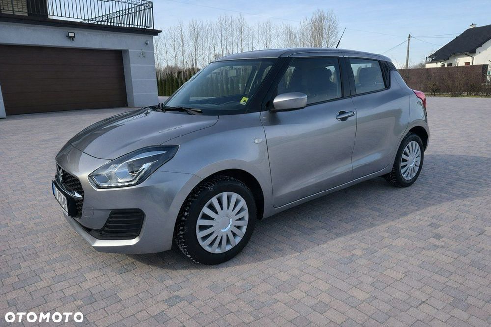 Suzuki Swift - 4