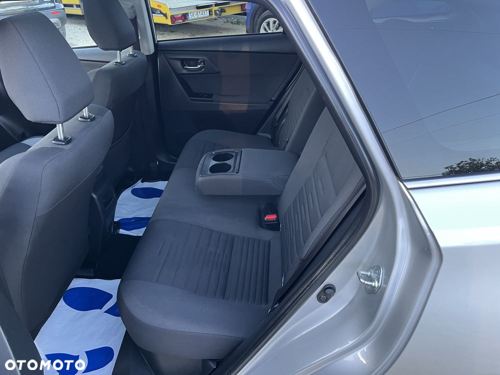 Toyota Auris - 12