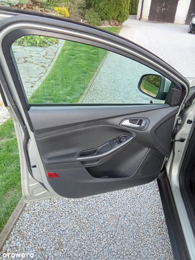 Ford Focus 1.0 EcoBoost Edition - 17