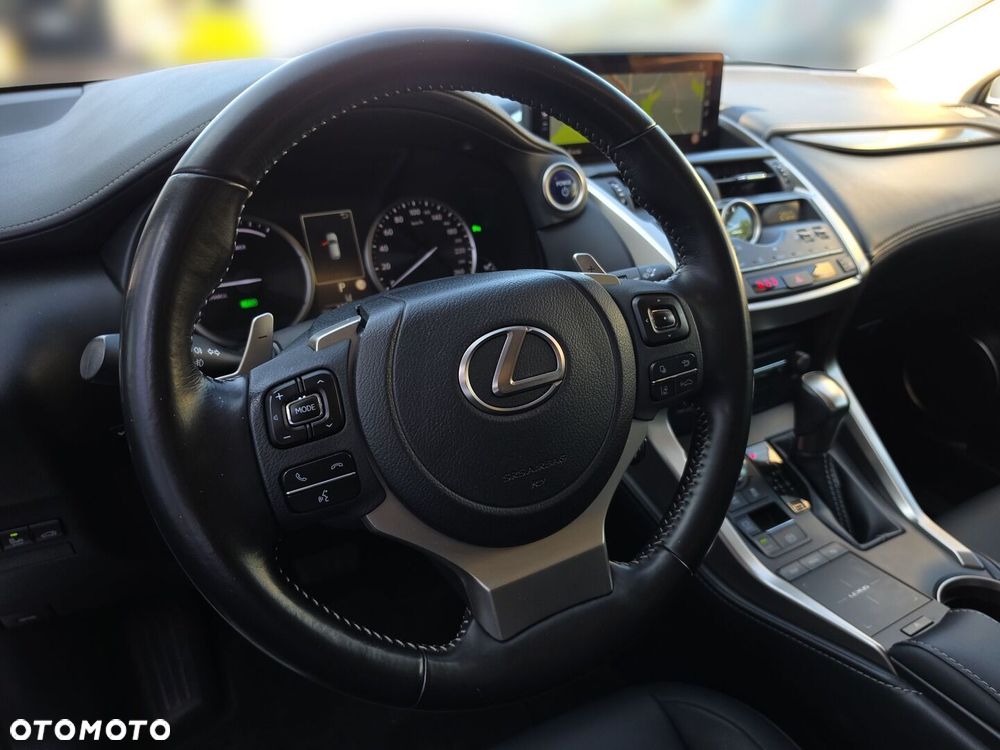 Lexus NX 300h F Impression AWD - 14
