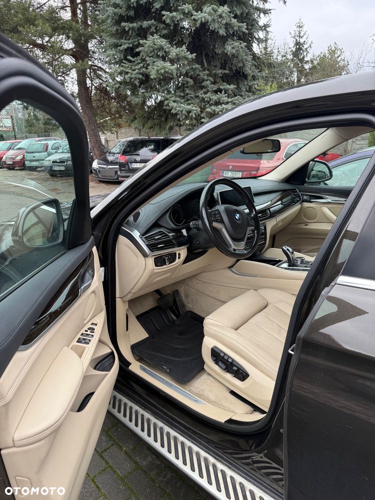 BMW X6 xDrive40d - 17