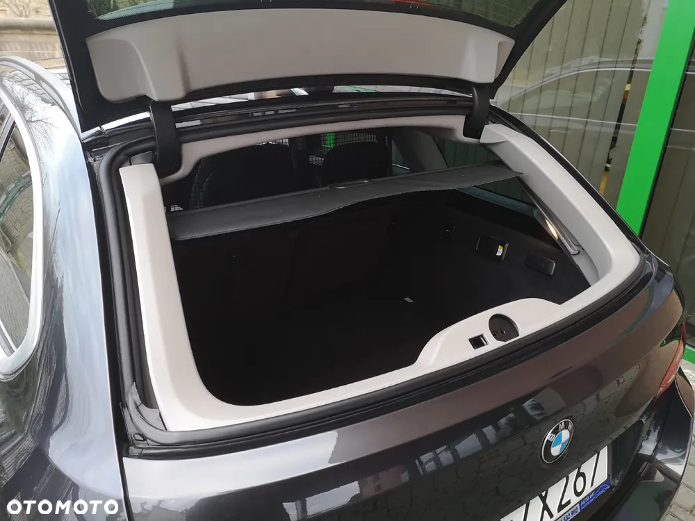 BMW Seria 5 520d Touring Modern Line - 33