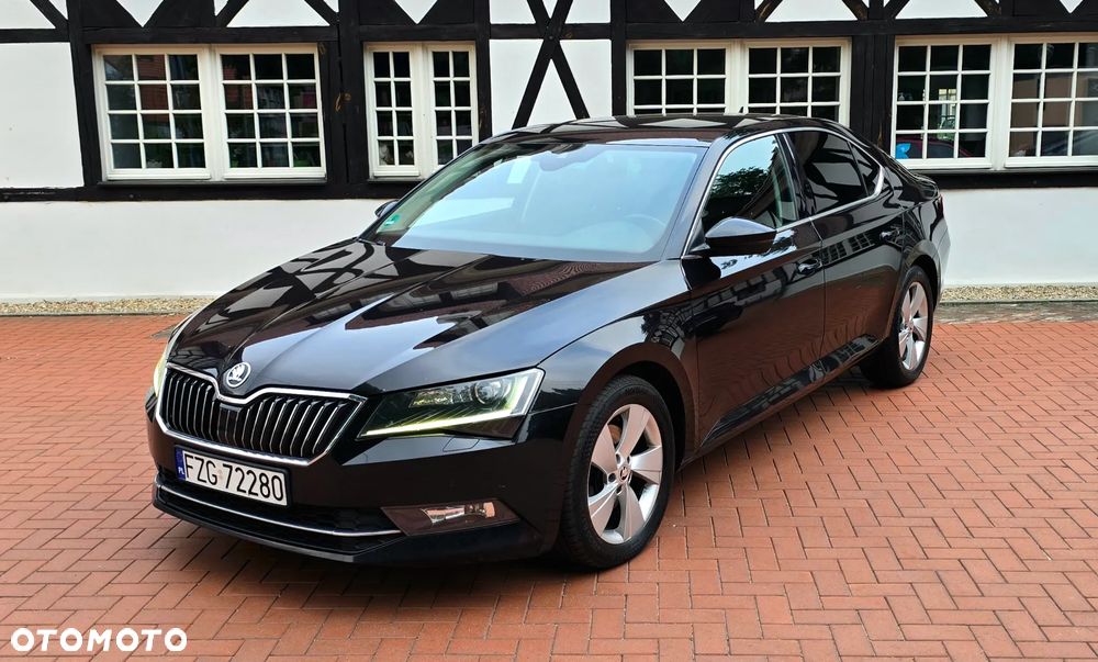 Skoda Superb 2.0 TDI Active DSG - 1