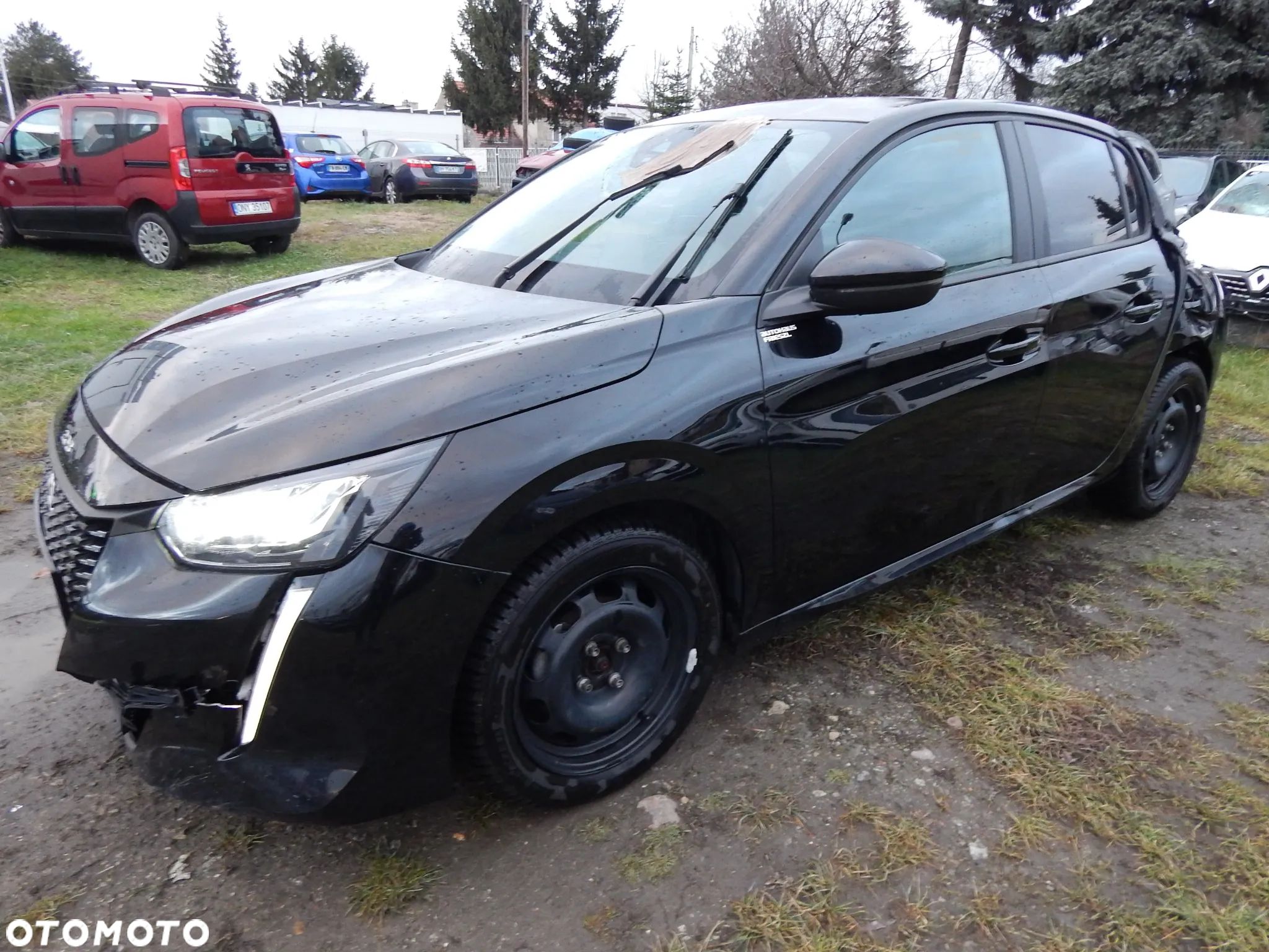 Peugeot 208 - 1