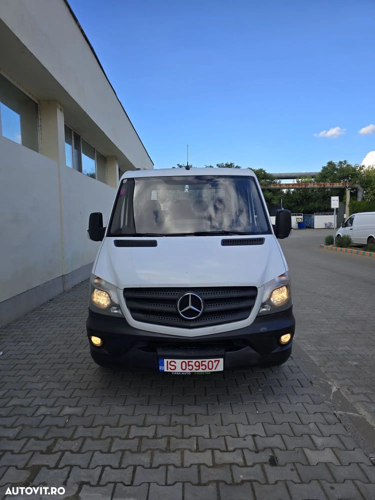 Mercedes-Benz Sprinter - 2