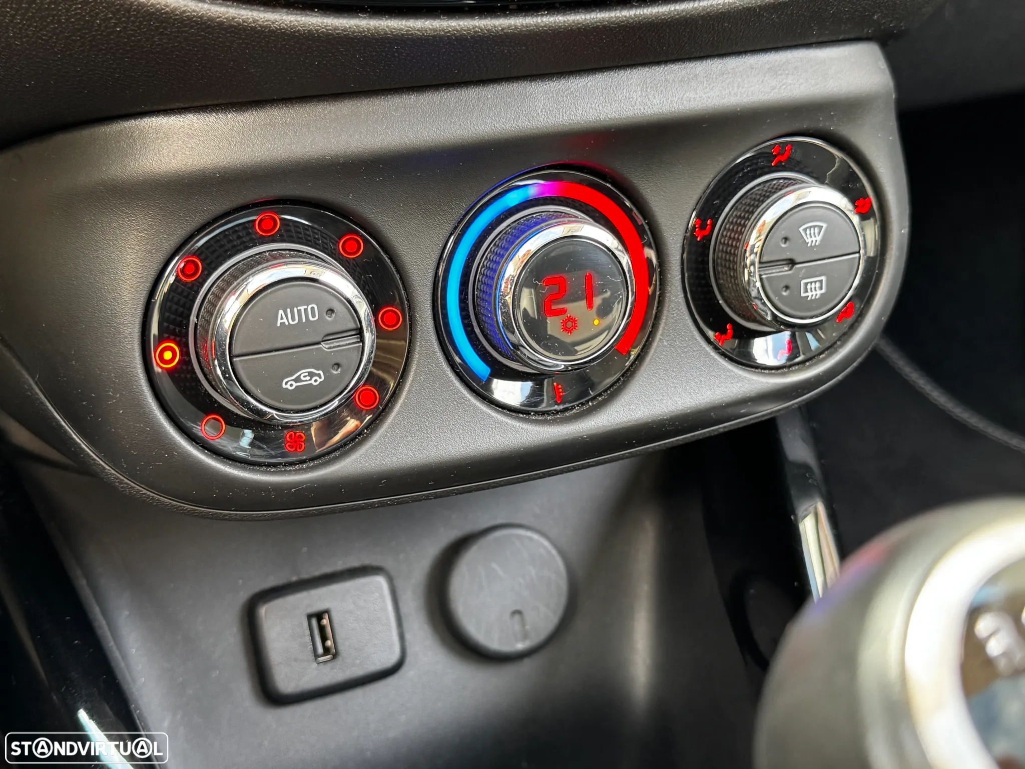 Opel Adam 1.0 T Glam - 21