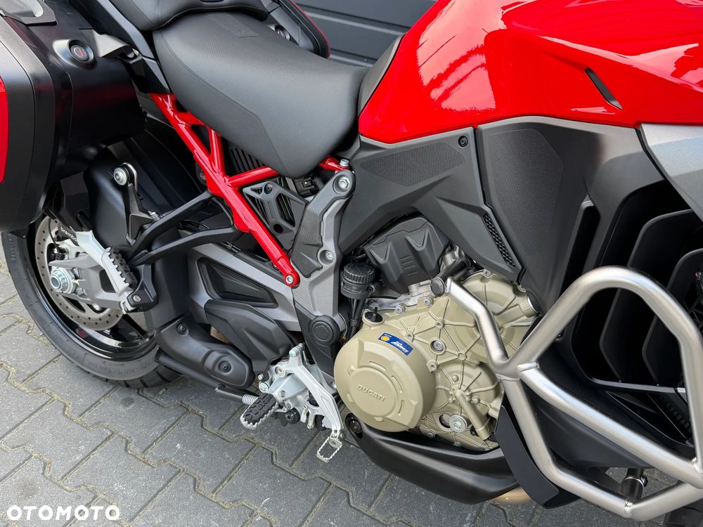 Ducati Multistrada - 4