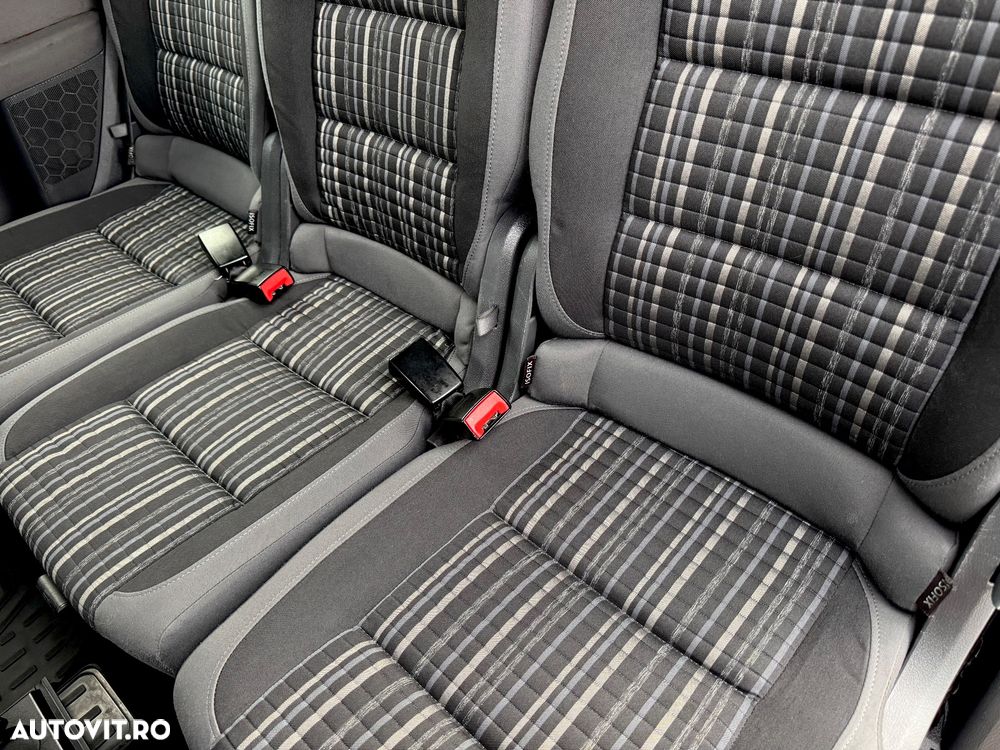 Volkswagen Touran Cross 1.6 TDI - 17