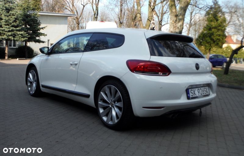 Volkswagen Scirocco 2.0 TDI Blue Motion Technologie Edition - 10