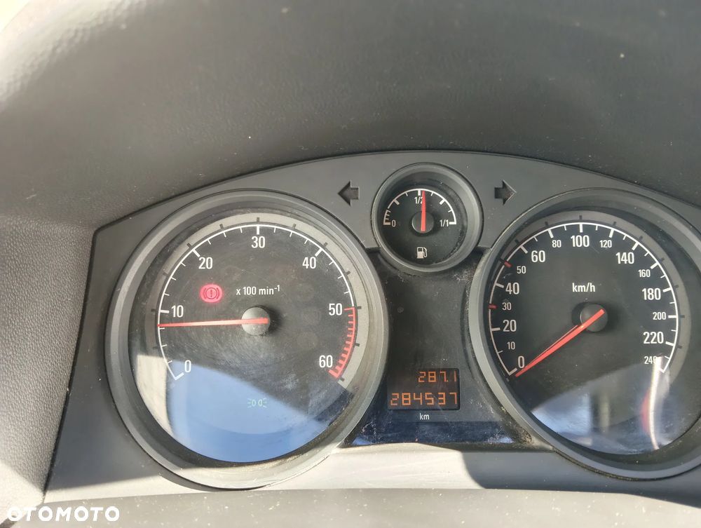 Opel Astra 1.7 CDTI Enjoy - 26