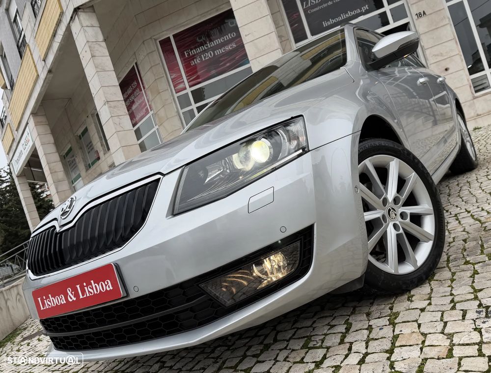 Skoda Octavia Break 1.6 TDi Sportline - 1