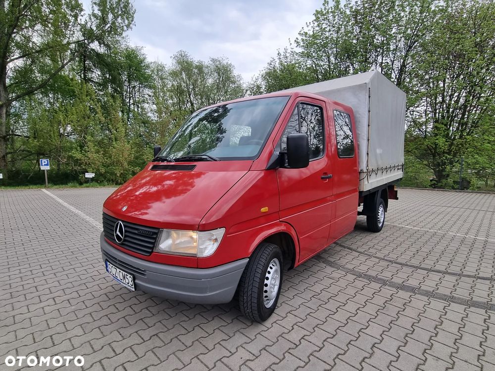 Mercedes-Benz Sprinter - 1
