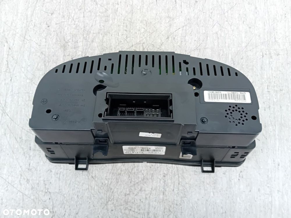 LICZNIK VW GOLF V 1K0920850E 1.6 FSI - 5