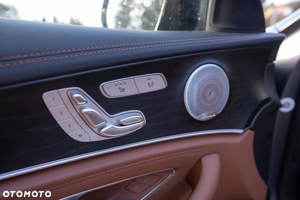 Mercedes-Benz Klasa E 300 de 9G-TRONIC AMG Line - 12