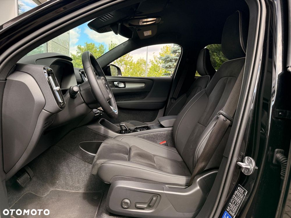Volvo XC 40 - 26