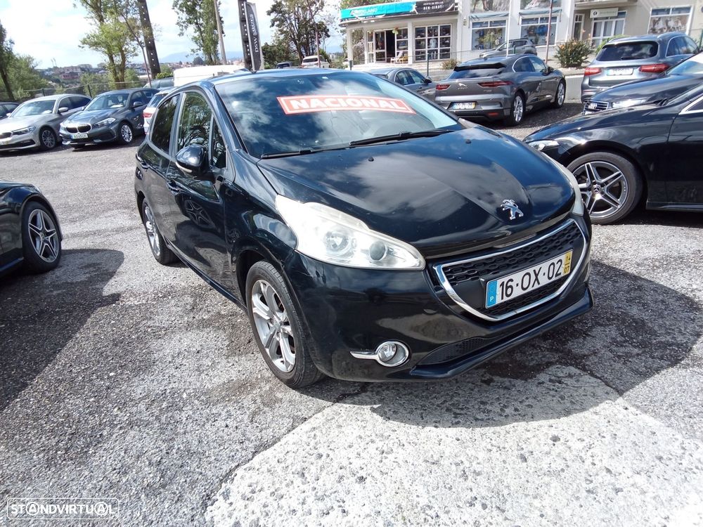 Peugeot 208 1.4 HDi Active - 1