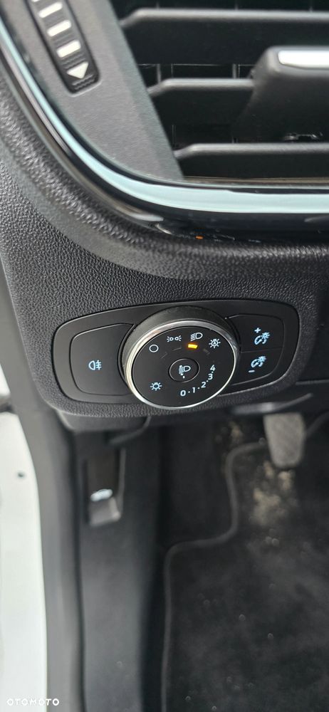 Ford Fiesta - 19