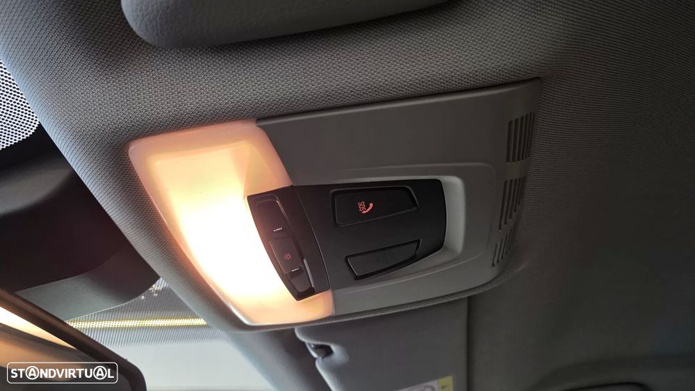 BMW 320 d Touring Sport-Aut. - 46