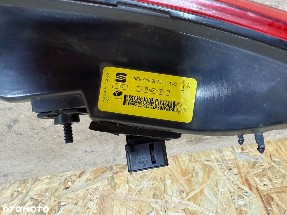 BLENDA KLAPY BAGAŻNIKA TYŁ LAMPA LED SEAT CUPRA LEON 4 IV 5FE KL8 KOMBI 5FE945307H - 4