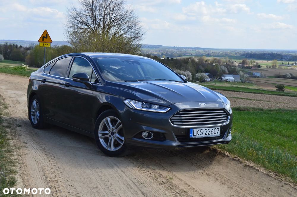 Ford Mondeo 2.0 EcoBoost Titanium - 1