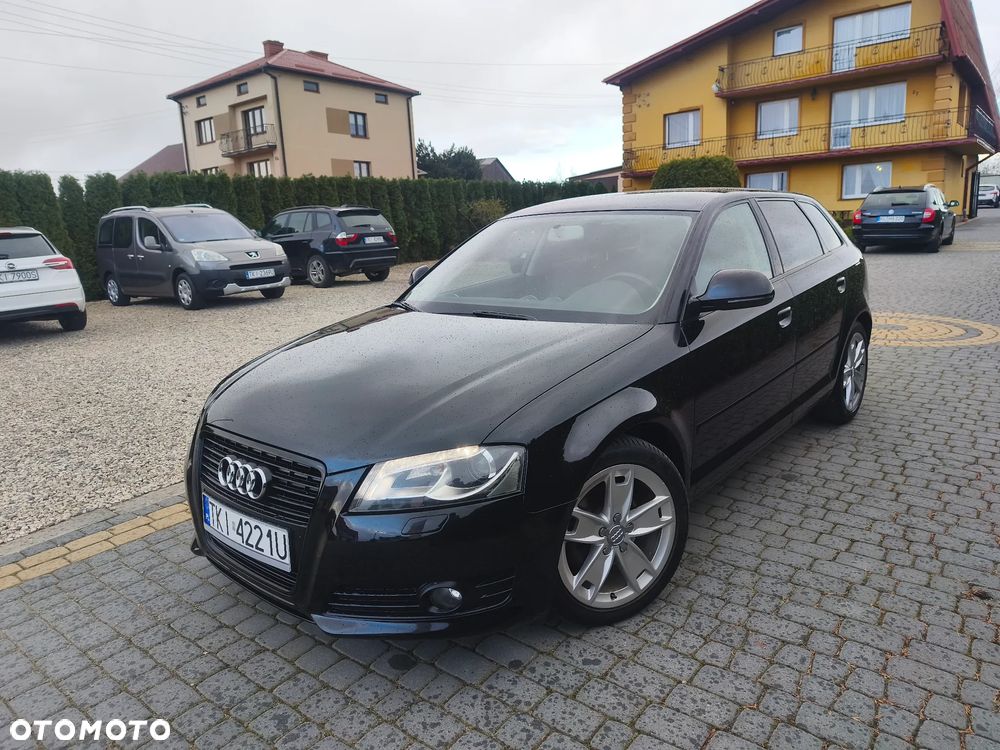 Audi A3 Sportback 2.0 TDI DPF Ambiente - 1